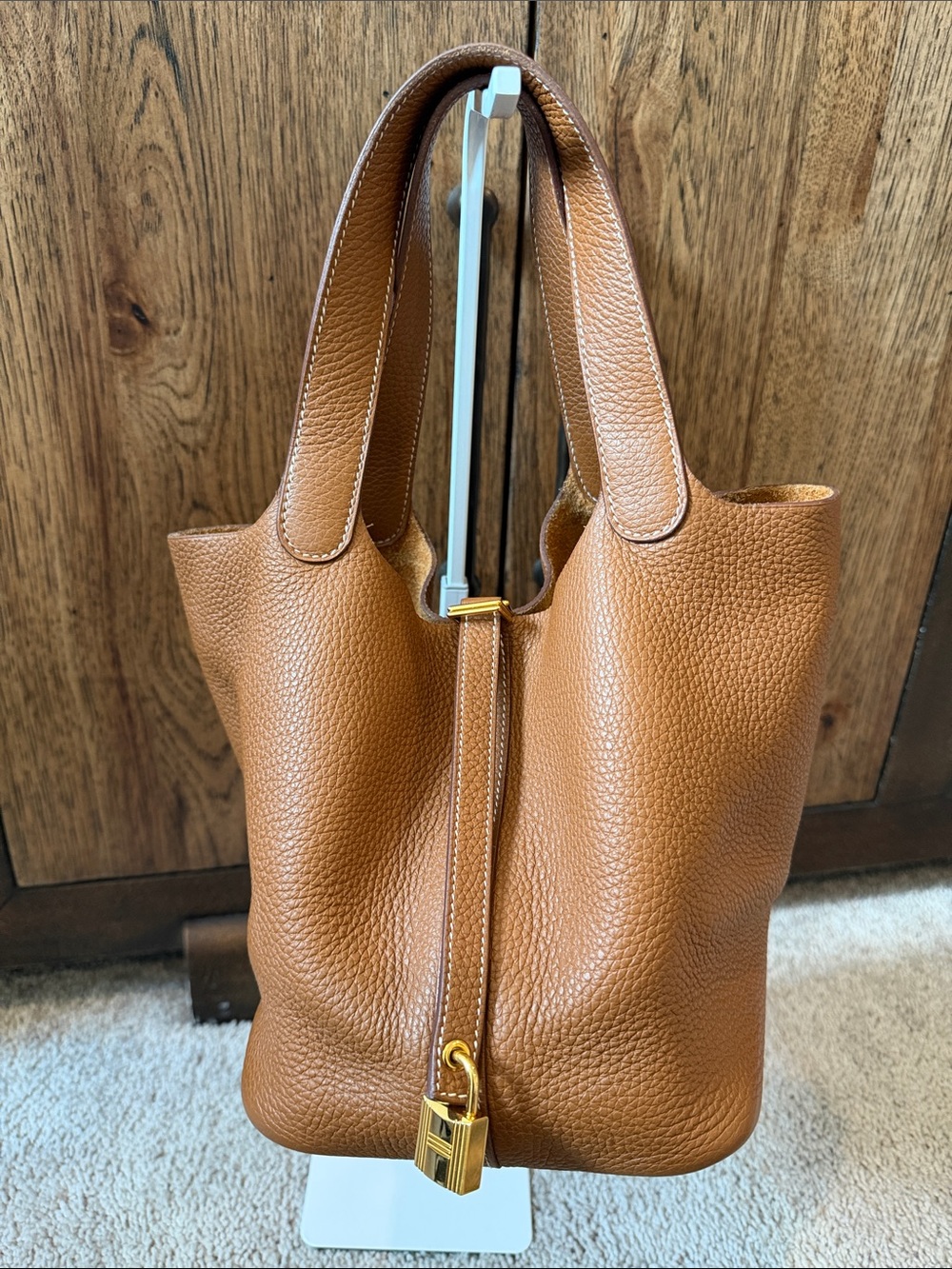 Hermès Picotin Lock 18 - with Gold Hardware (Like New!!)